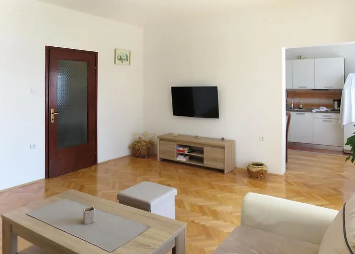 Luka-1 By Interhome Appartement Novi Vinodolski