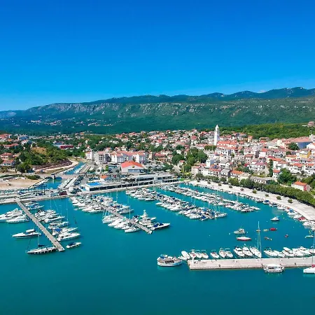 Luka-1 By Interhome *